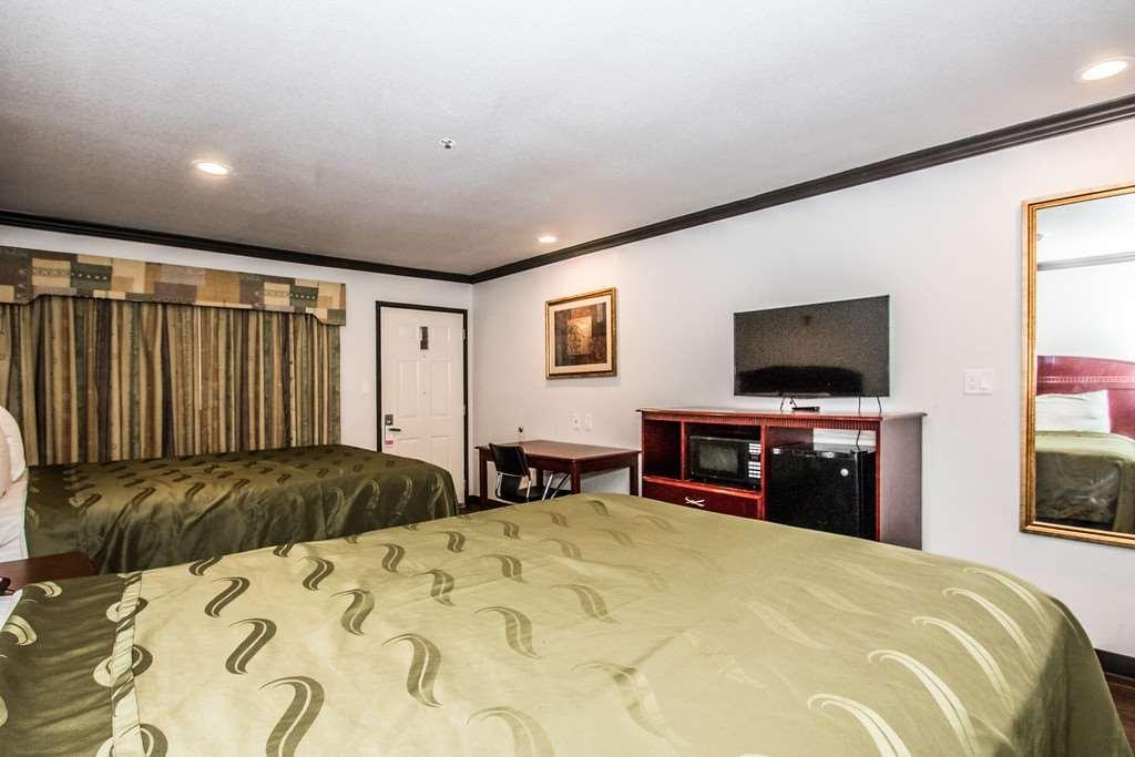 Americas Best Value Inn Fort Worth Room photo
